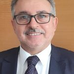 فريق نهضة بركان يتوج بلقبه الأول…وعناصر فريق نهضة بركان يحتفلون بالفوز