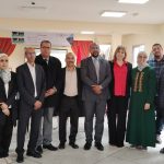 وزير التجهيز والماء” التلميذ زياد زهيد من ثانوية مولاي إسماعيل بقلعة السراغنة في جلسة محاكاة برلمانية ترأستها التلميذة فدوى الهاشمي من ثانوية تساوت