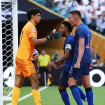 الصحافي والشاعر عمر نفيسي يكتب:عندما تصبح الكتابة لايتجاوز ثمنها وجبة غذاء