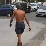 بالصور..بوينيان عامل إقليم الرحامنة يحضر الحملة الطبية في جراحة العيون بجماعة الصخور