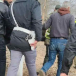 سائق دراجة نارية ينجو من موت محقق بعد إصطدامه بشاحنة كبيرة ” رموك “بامزميز